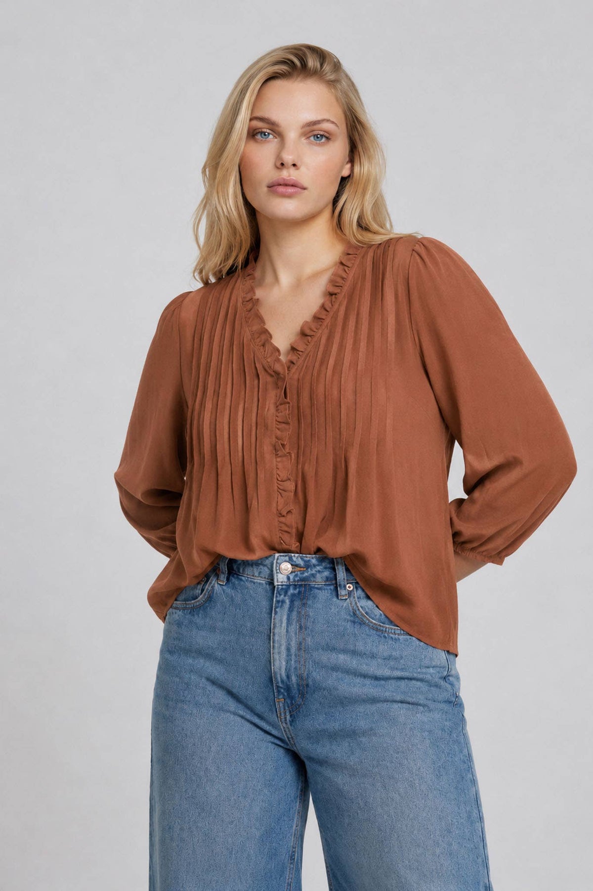 PLUS 3/4 SLEEVE RUFFLE TRIM PINTUCK DETAIL BLOUSE: BLACK