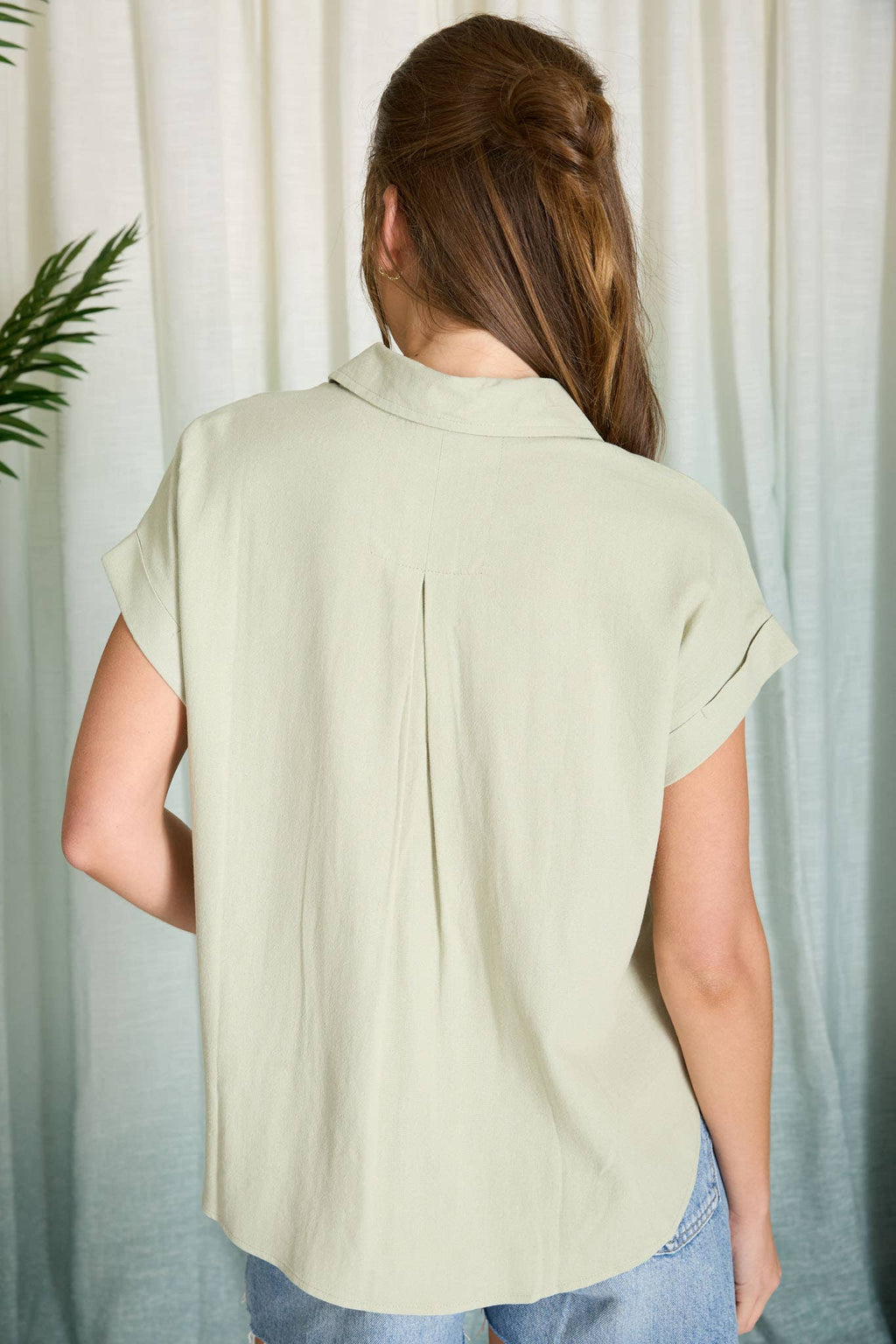 COLLARED SPLIT NECK CUFF SLEEVE U HEM LINEN TOP: BLUE