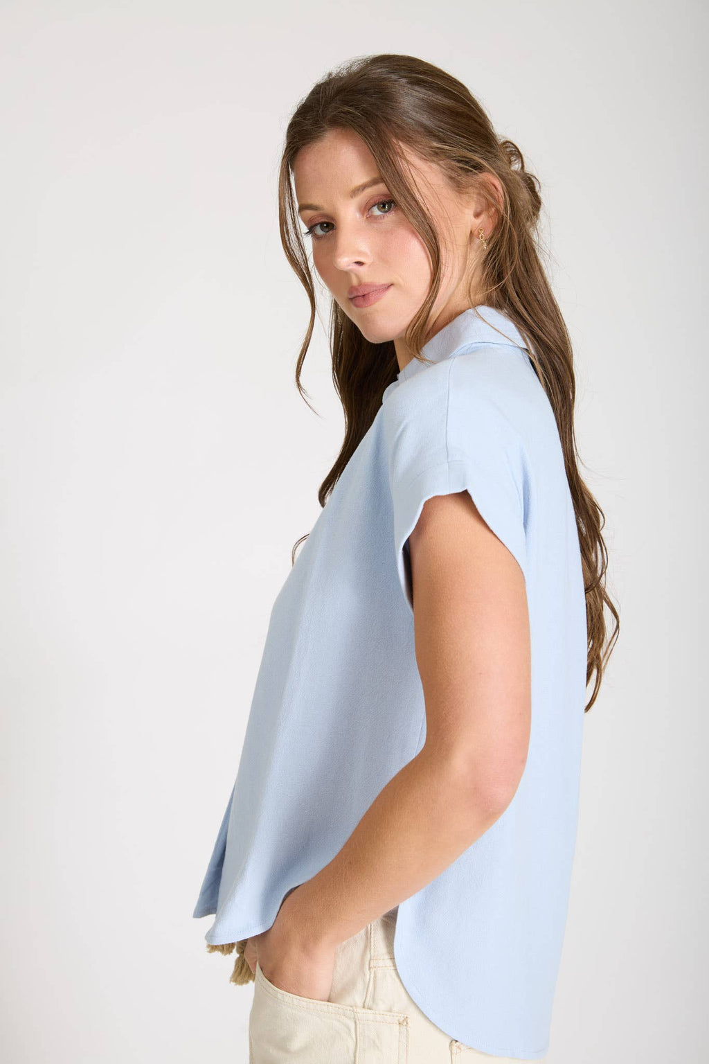 COLLARED SPLIT NECK CUFF SLEEVE U HEM LINEN TOP: BLUE