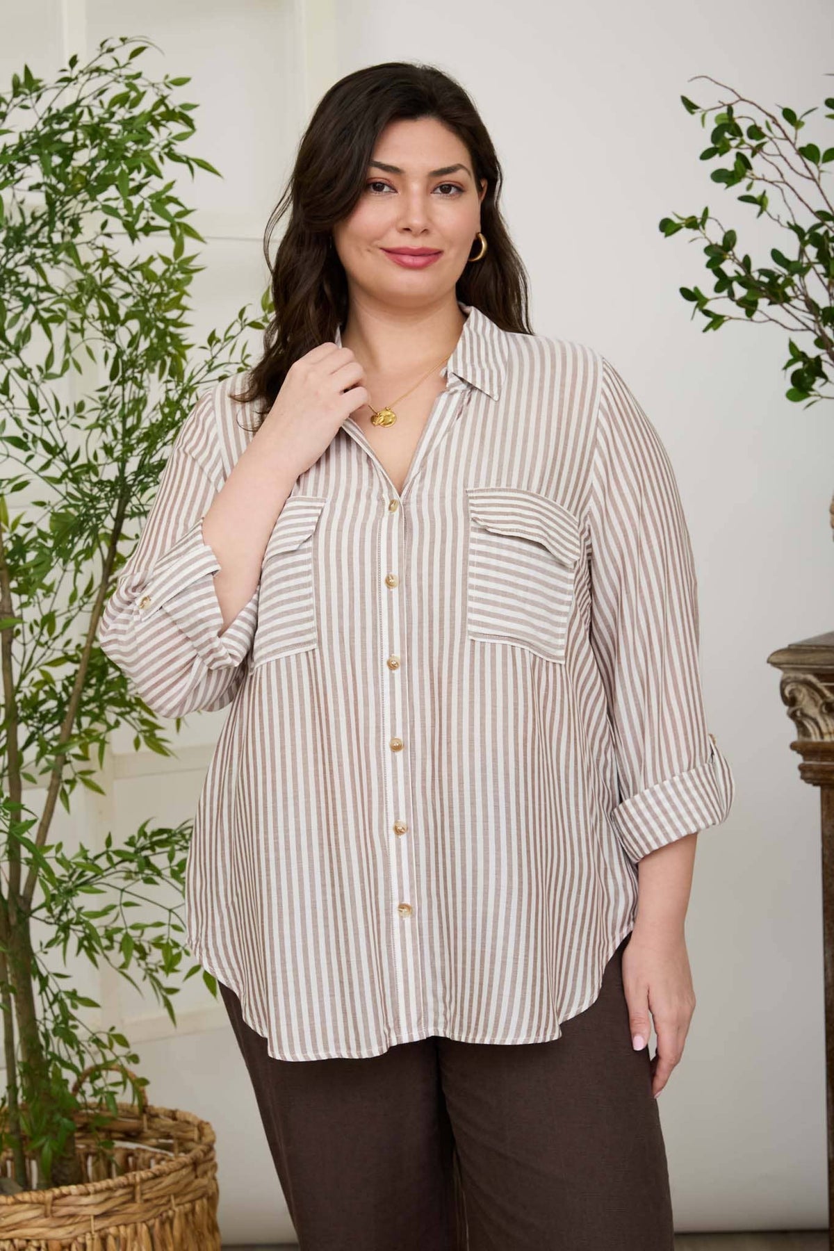 PLUS STRIPE COLLARED BUTTON DOWN LIGHTWEIGHT SHIRT : BLACK