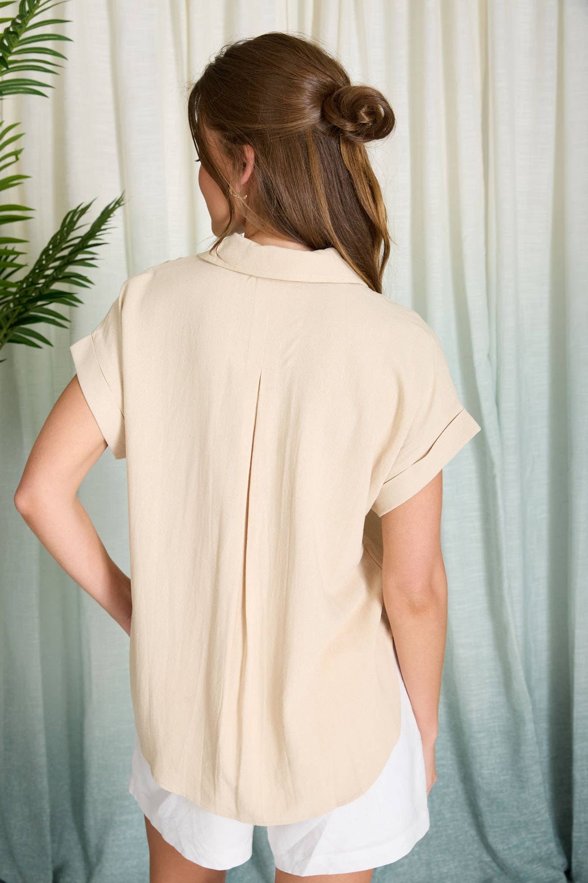 COLLARED SPLIT NECK CUFF SLEEVE U HEM LINEN TOP: BLUE