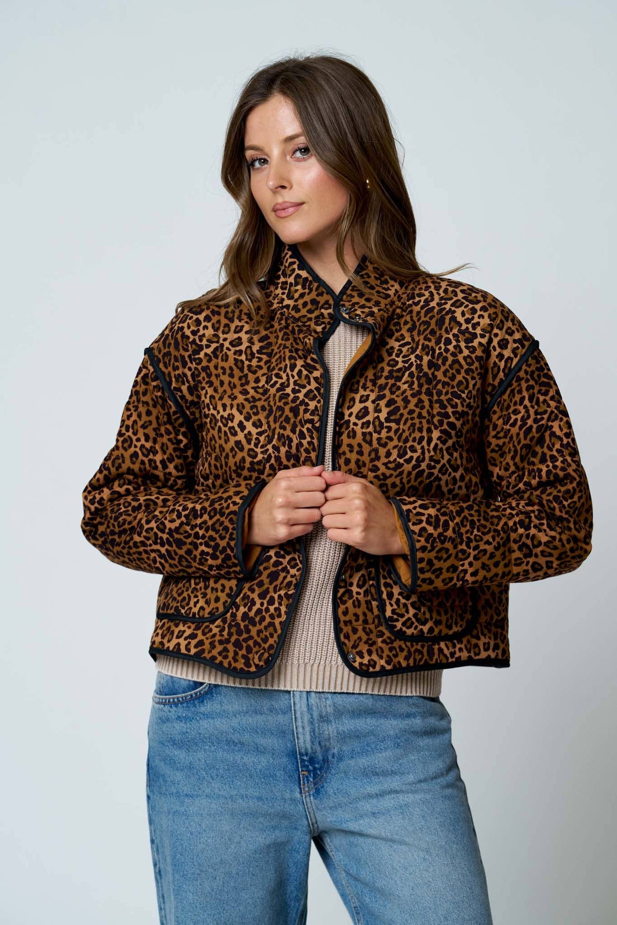 LEOPARD PRINT SNAP BUTTON JACKET: BROWN MULTI