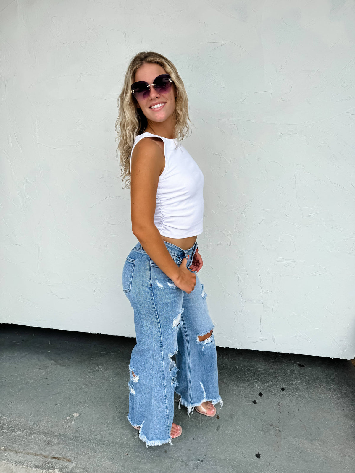 DREW DISTRESSED DAD JEANS: 11